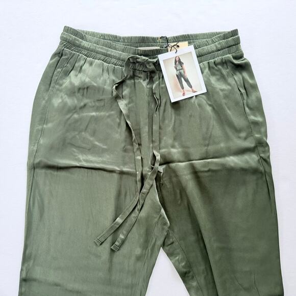Nation Ltd. Del Rey Satin Pant Size Small Rayon NEW Hunter Green Jogger Relaxed - Picture 3 of 7